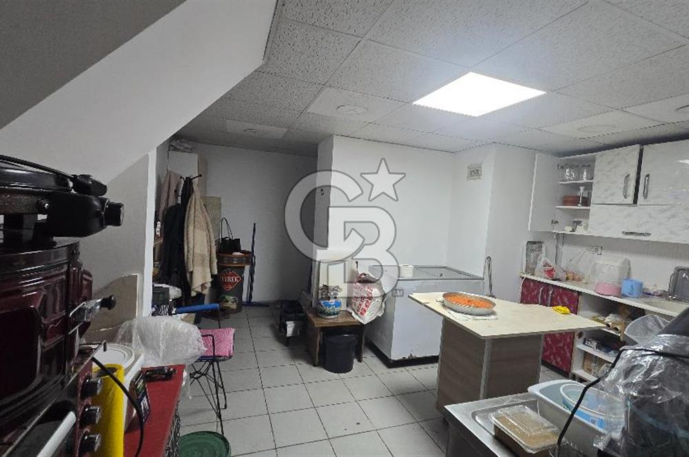 YALI MAH. KÖŞE KONUM MÜŞTERİSİ OTURMUŞ DEVREN KİRALIK ŞARKÜTERİ