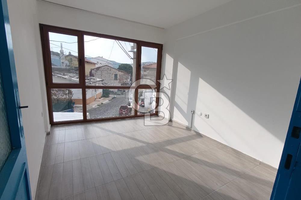  İZMİRİN İNCİSİ FOÇADA DENİZE 30 METRE SATILIK DÜKKAN 