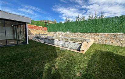 Ormana Komşu, Göl Manzaralı, Müstakil Havuzlu 4+1 Butik Villa