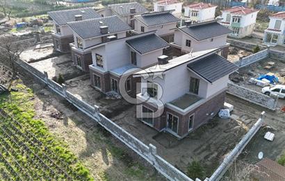 Göl ve Şehir Arasında Saklı Bir Cennet: Modern Tasarım, Müstakil