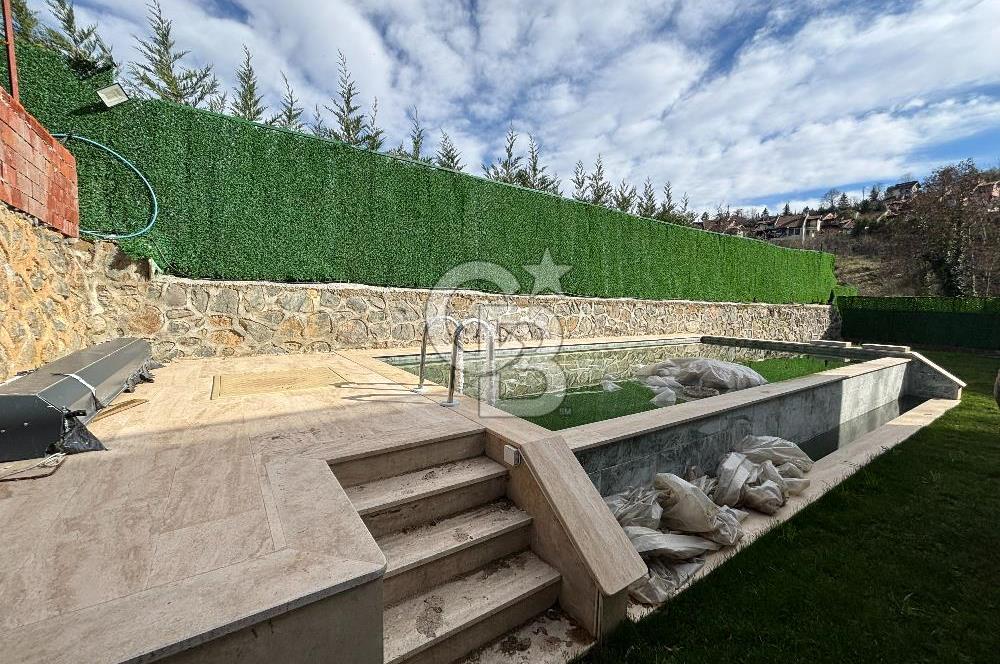 Ormana Komşu, Göl Manzaralı, Müstakil Havuzlu 4+1 Butik Villa