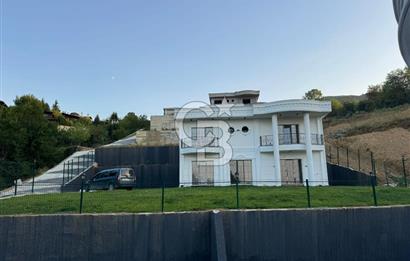 Lüksün Zirvesi: 5+1 Müstakil Havuzlu Göl Manzaralı Malikane