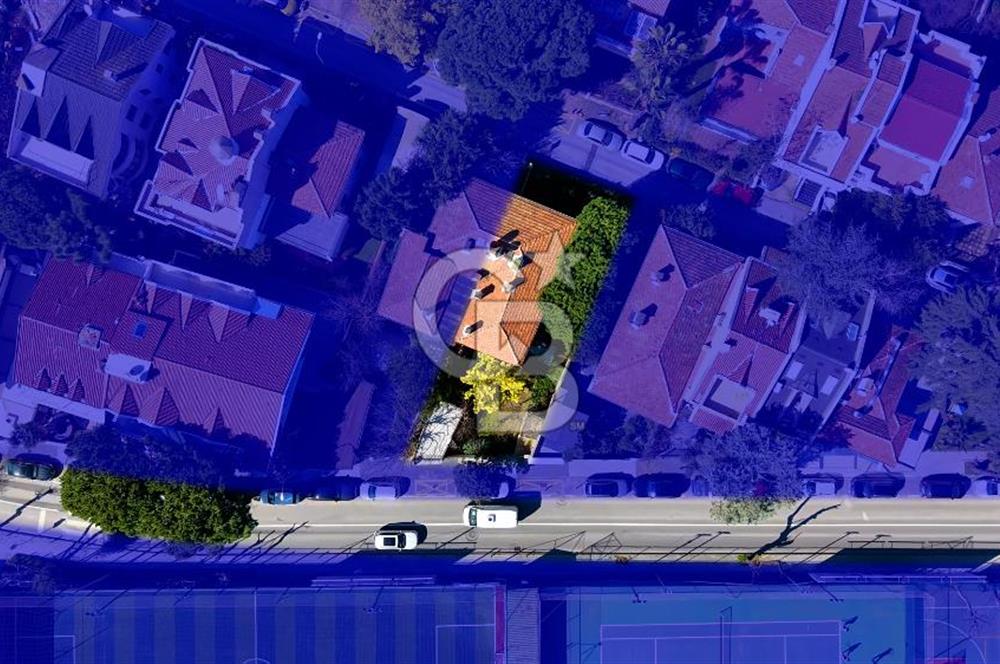 Koşuyolu Parkına Cephe Ticari+Konut İmarlı Villa