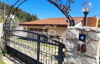 Konyaaltı Çağlarca'da Satılık Deniz ve Doğa Manzaralı Villa