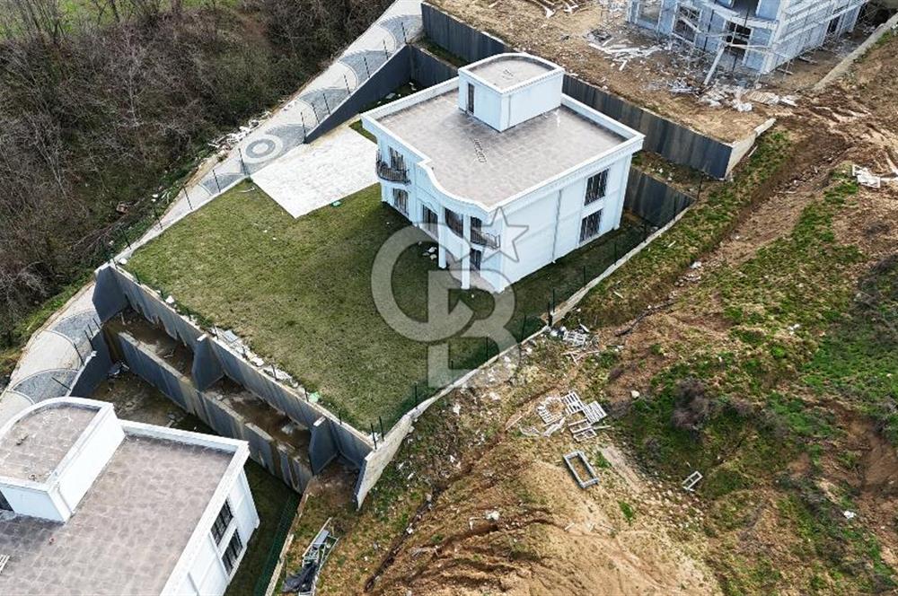 Lüksün Zirvesi: 5+1 Müstakil Havuzlu Göl Manzaralı Malikane