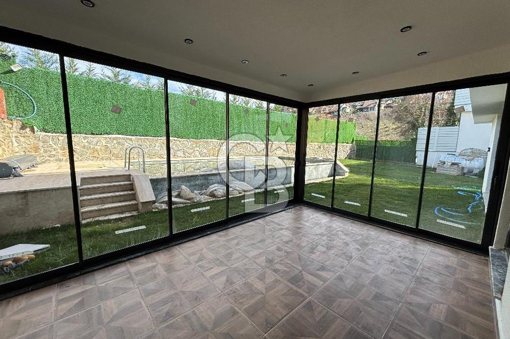 Ormana Komşu, Göl Manzaralı, Müstakil Havuzlu 4+1 Butik Villa
