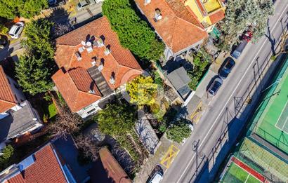 Koşuyolu Parkına Cephe Ticari+Konut İmarlı Villa