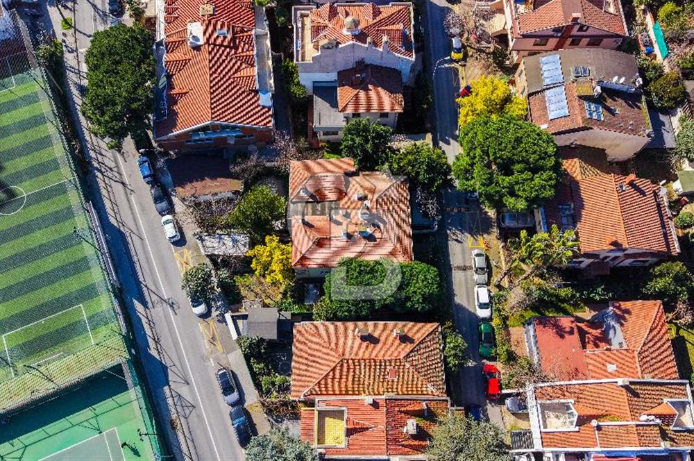 Koşuyolu Parkına Cephe Ticari+Konut İmarlı Villa