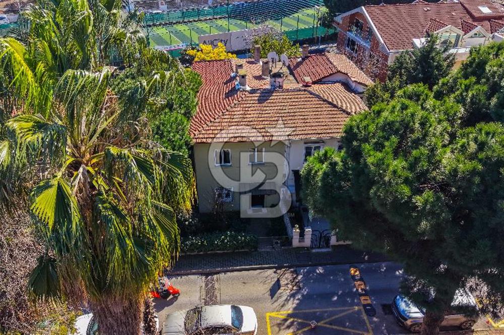 Koşuyolu Parkına Cephe Ticari+Konut İmarlı Villa