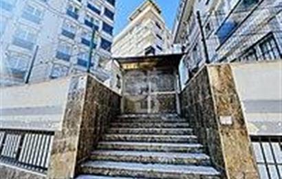 Boş, Tadilatlı, Otoparklı, Geniş Teraslı Satılık Dubleks