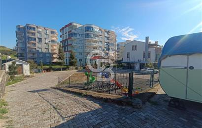 Çiğli İnönü'de Satılık 3+2 Tripleks Villa - Site İçinde, Bahçeli