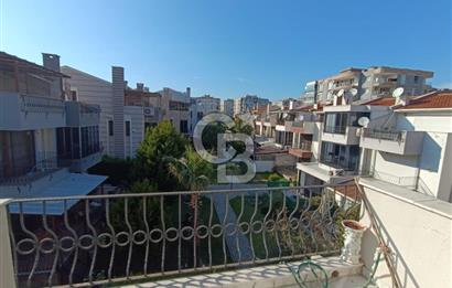 Çiğli İnönü'de Satılık 3+2 Tripleks Villa - Site İçinde, Bahçeli