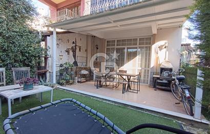 Çiğli İnönü'de Satılık 3+2 Tripleks Villa - Site İçinde, Bahçeli