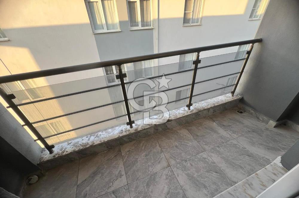 Bergama Atatürk Mahallesi Yığma Tepede Satılık 3+1 Büyük Daire