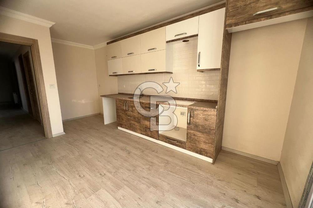 Bergama Atatürk Mahallesi Yığma Tepede Satılık 3+1 Büyük Daire