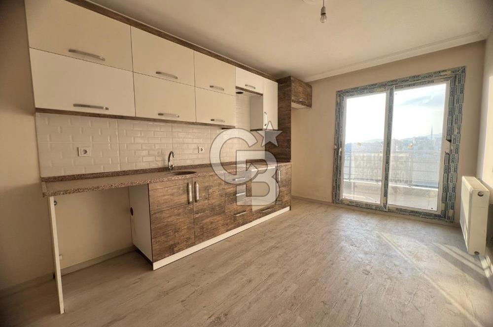 Bergama Atatürk Mahallesi Yığma Tepede Satılık 3+1 Büyük Daire