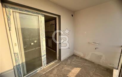 Bergama Atatürk Mahallesi Yığma Tepede Satılık 3+1 Büyük Daire