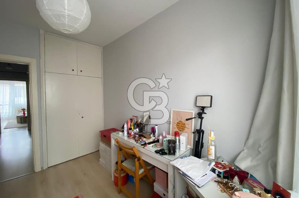 Karşıyaka ESHOT Sokak’ta Yatırımlık 2+1 Fırsatı!