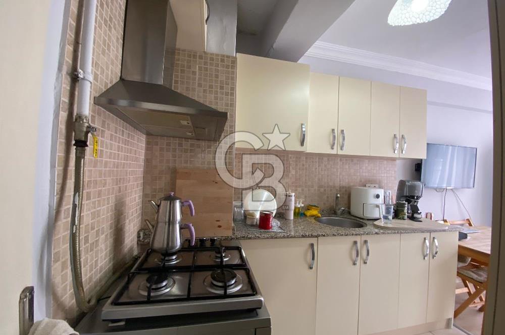 Karşıyaka ESHOT Sokak’ta Yatırımlık 2+1 Fırsatı!