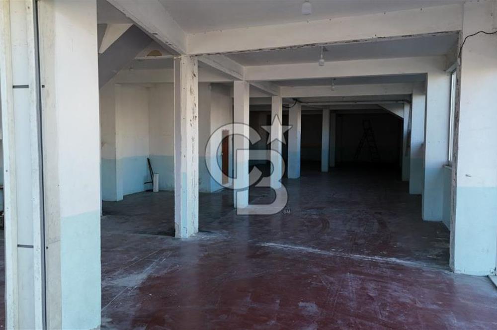 KİRALIK CADDE CEPHE 320 M² DÜZ AYAK DÜKKAN & MAĞAZA