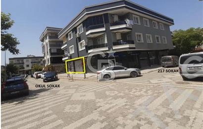 Menderes Merkezde 290 m² Köşe Satılık Dükkan | Çift Cepheli 