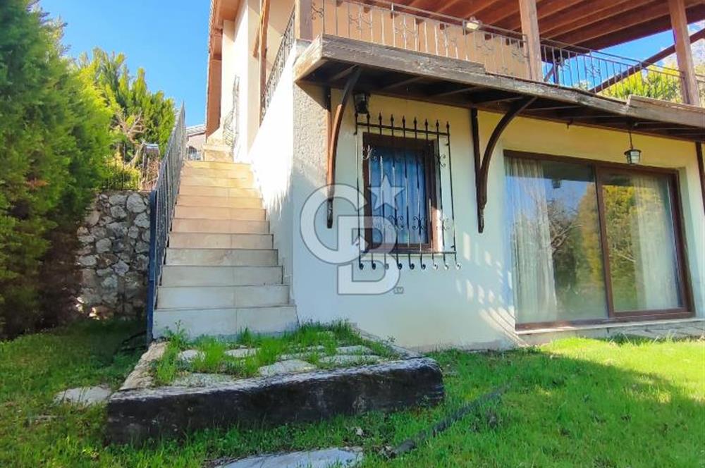 Konyaaltı Çağlarca'da Satılık Deniz ve Doğa Manzaralı Villa