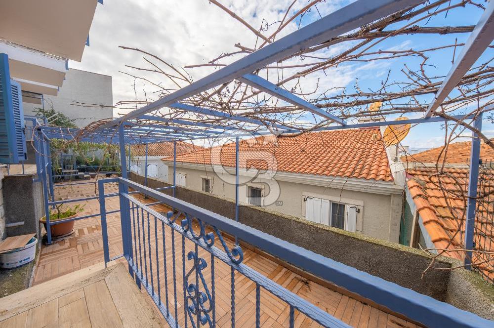 Çeşme merkezde satılık