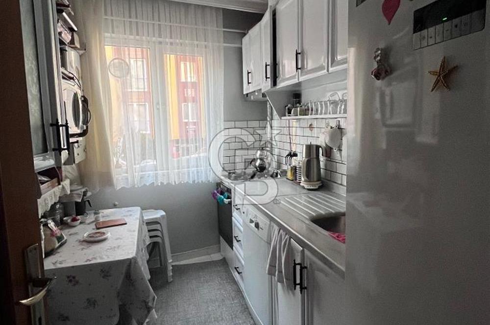 Ümraniye Armağanevler de Finans Merkzi Komşu 3 + 1 Satılık Daire