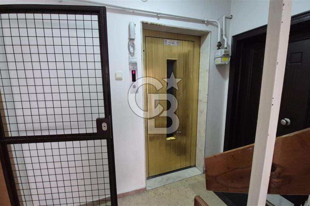 İZMİT MERKEZDE 2+1 GENİŞ SATILIK DAİRE CB.TOWER