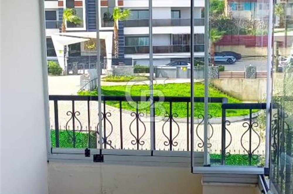 Narlıdere'de panaroma sitesinde satilik