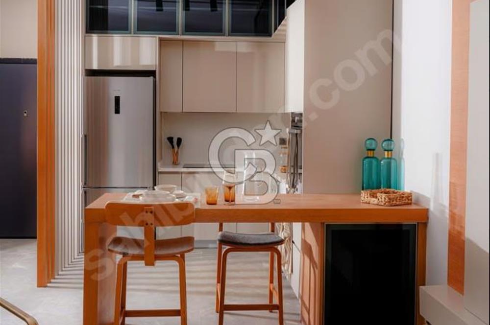 BODRUM MUMCULAR'DA LÜKS SİTEDE DOĞA MANZARALI FLAT VİLLA