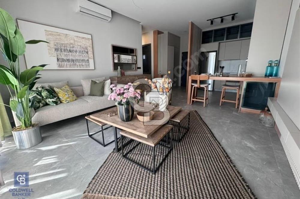 BODRUM MUMCULAR'DA LÜKS SİTEDE DOĞA MANZARALI FLAT VİLLA