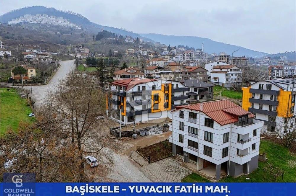 ACİL ARAÇ TAKASLI BAŞİSKELE YUVACIK 3+1 ÇATI DUBLEKS TERASLI