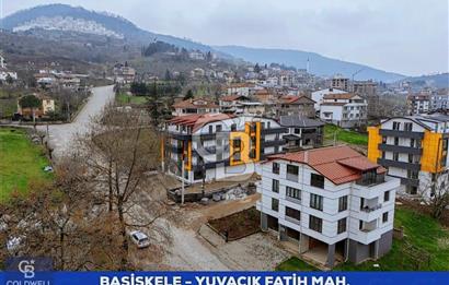ACİL ARAÇ TAKASLI BAŞİSKELE YUVACIK 3+1 ÇATI DUBLEKS TERASLI
