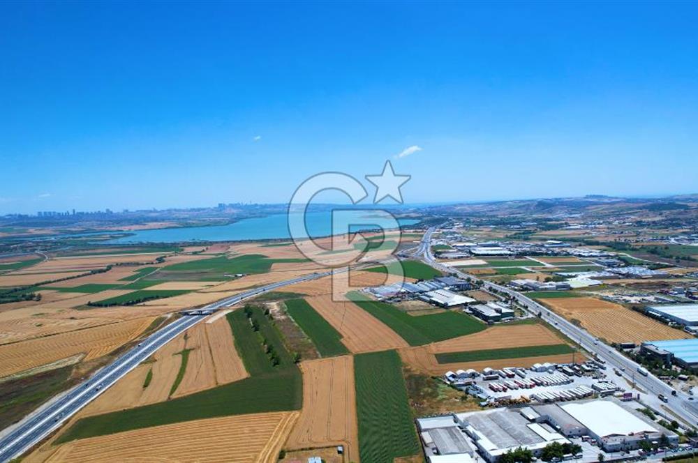 Çatalca Ferhatpaşada Ticaret  Depolama İmarlı 4.563 m² Arsa