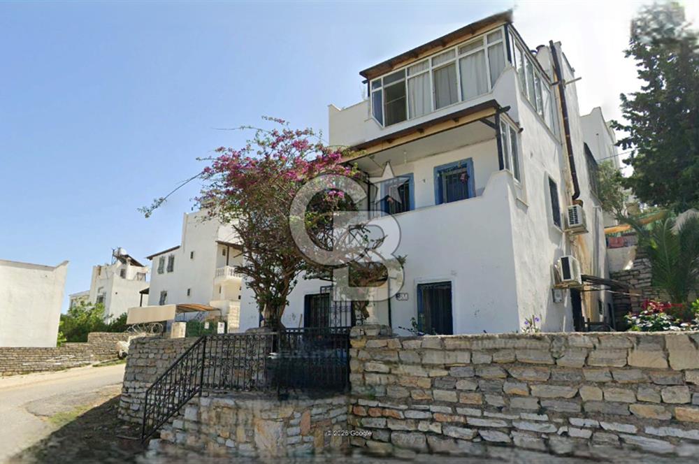 Bodrum Spor Antreman Sahasına Komşu 6+3 satılık Müstakil Ev