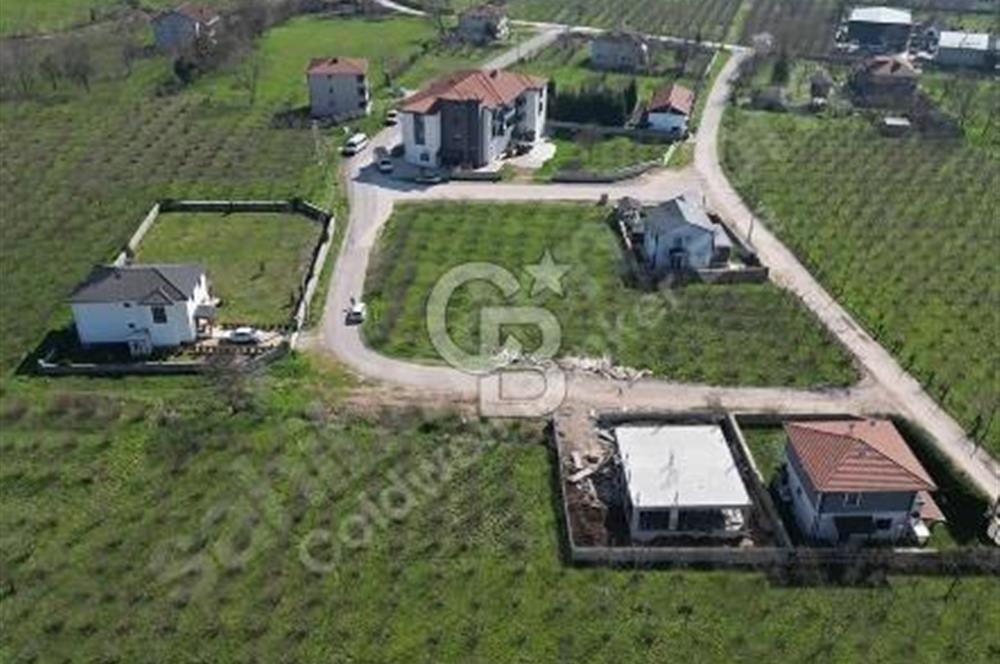 HENDEK BÜYÜKDERENİN EN GÜZEL KONUMUNDA VİLLA ARSASI