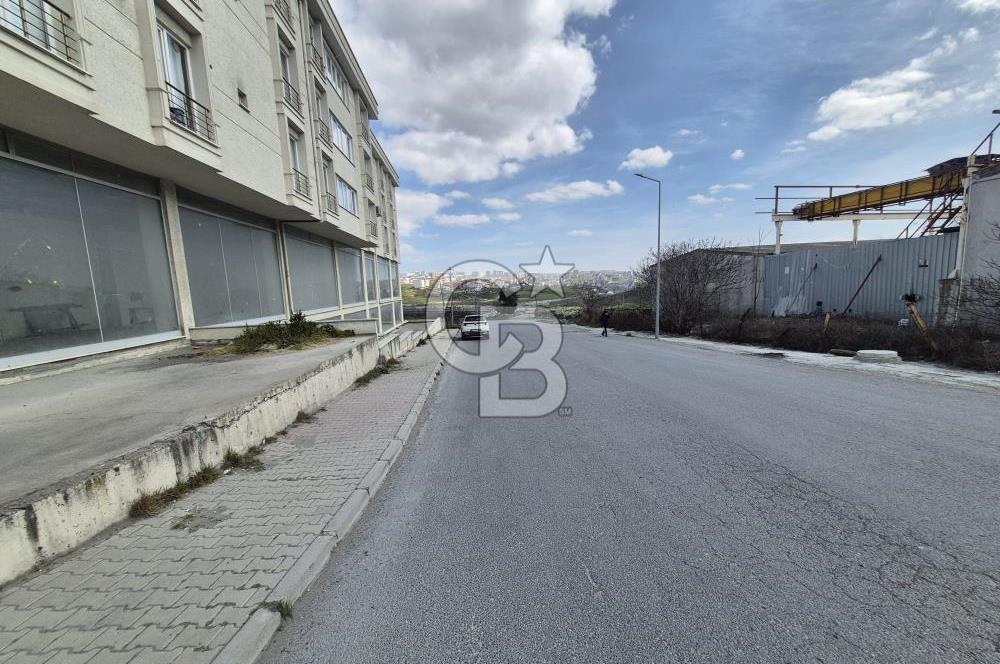 Arnavutköy Ömerlide Cadde Üzeri Kiralık 2 Adet Ticari Dükkan 