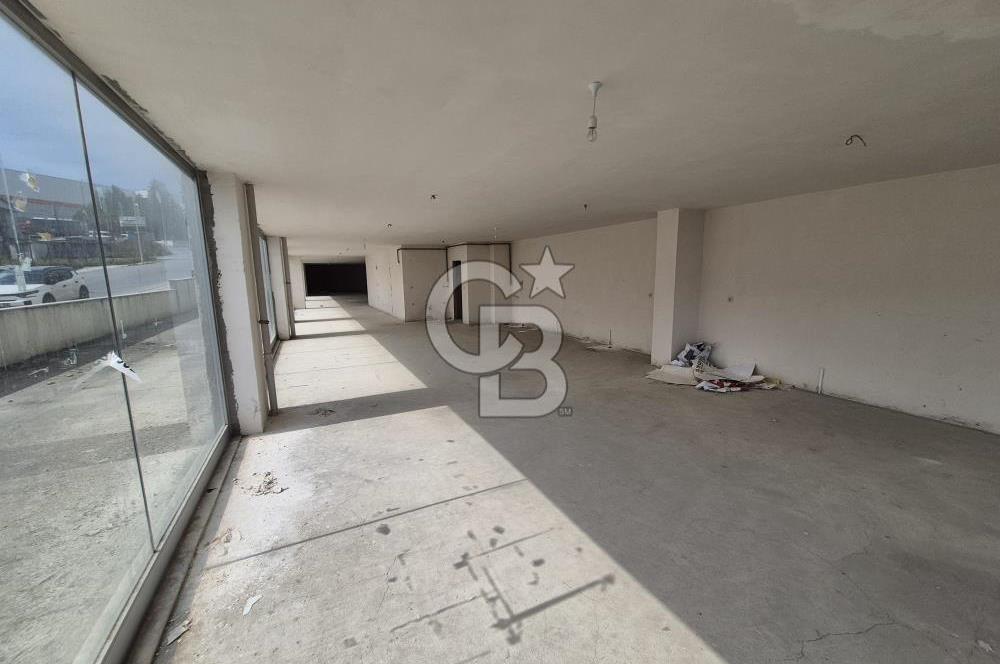 Arnavutköy Ömerlide Cadde Üzeri Kiralık 2 Adet Ticari Dükkan 