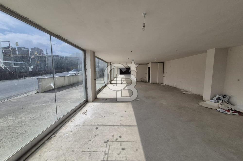 Arnavutköy Ömerlide Cadde Üzeri Kiralık 2 Adet Ticari Dükkan 