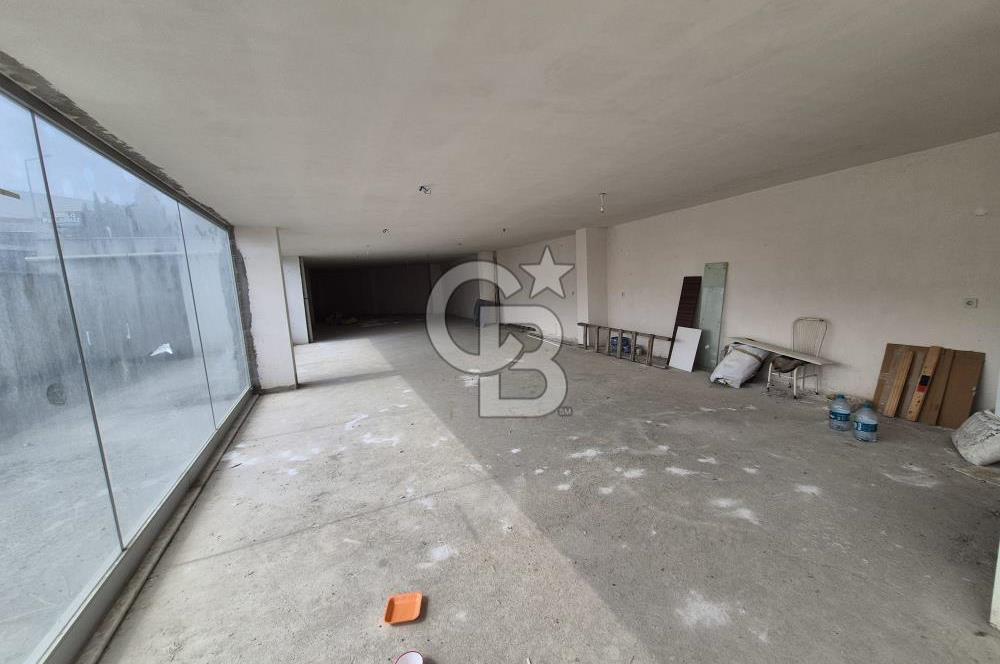 Arnavutköy Ömerlide Cadde Üzeri Kiralık 2 Adet Ticari Dükkan 