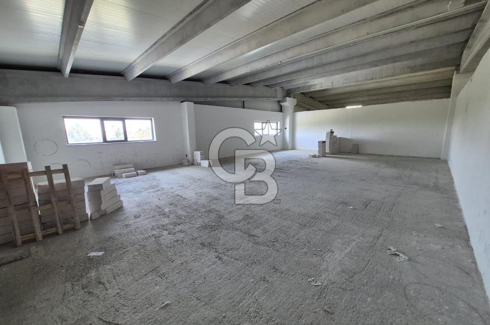 Hadımköy Ömerli'de Zemine Basar 1700 m2 Kiralık Depo / Fabrika