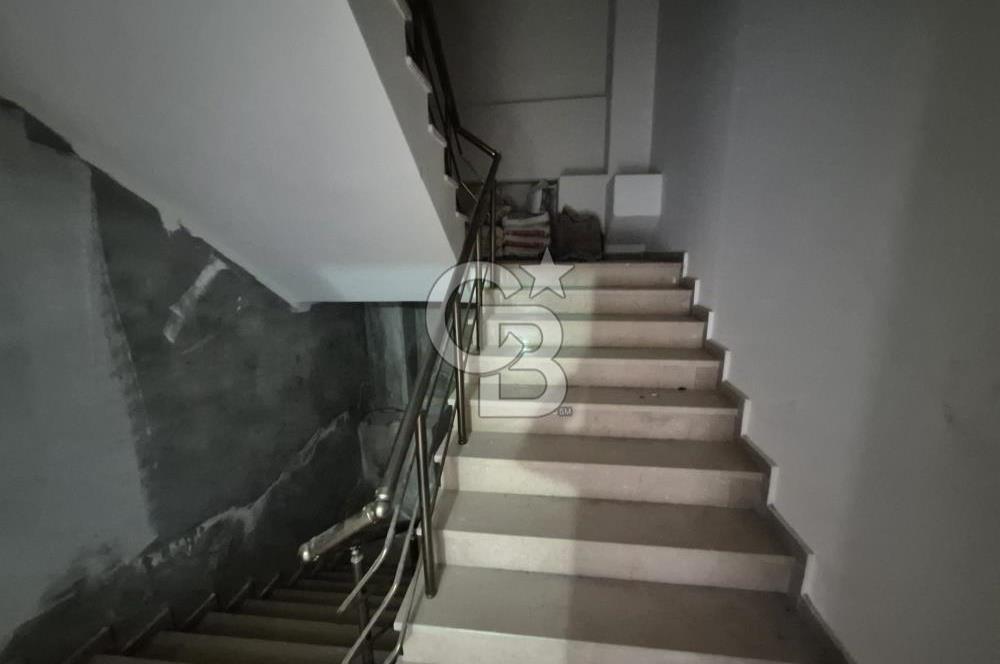 Hadımköy Ömerli'de Zemine Basar 1700 m2 Kiralık Depo / Fabrika