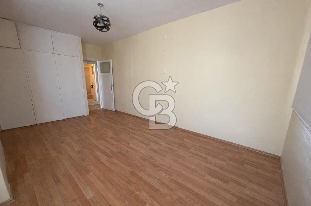 Göztepe Mahallesinde 3+1 Satılık Daire