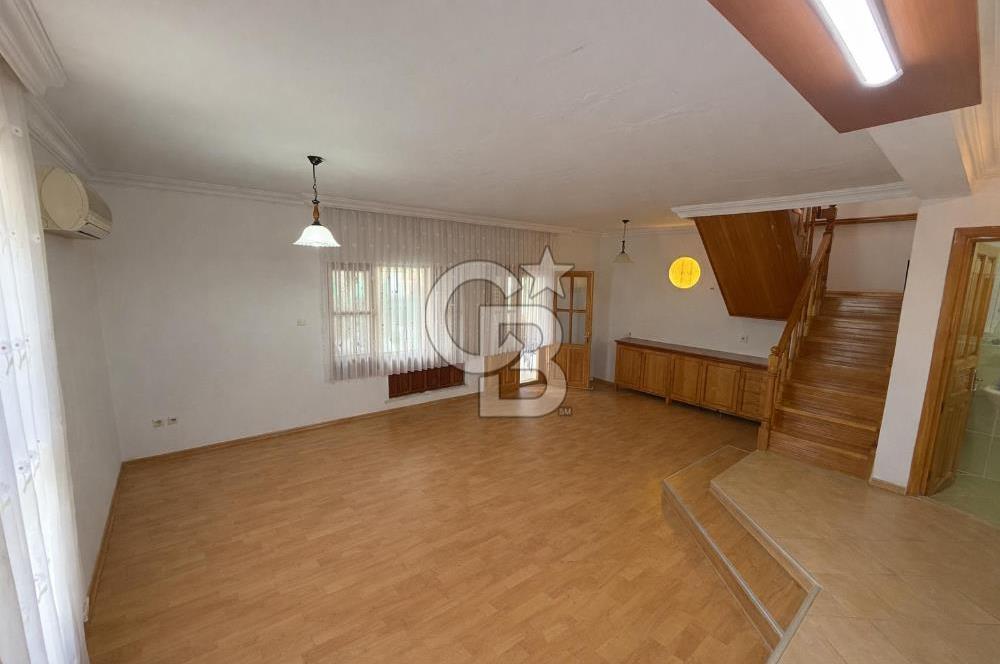 Çeşme Yalı Mahallesi'inde 354m2 Arsa Paylı Müstakil Villa