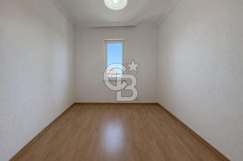 Çeşme Yalı Mahallesi'inde 354m2 Arsa Paylı Müstakil Villa