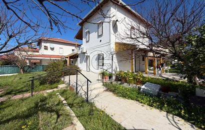 Çeşme Yalı Mahallesi'inde 354m2 Arsa Paylı Müstakil Villa