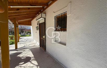 Çeşme Yalı Mahallesi'inde 354m2 Arsa Paylı Müstakil Villa