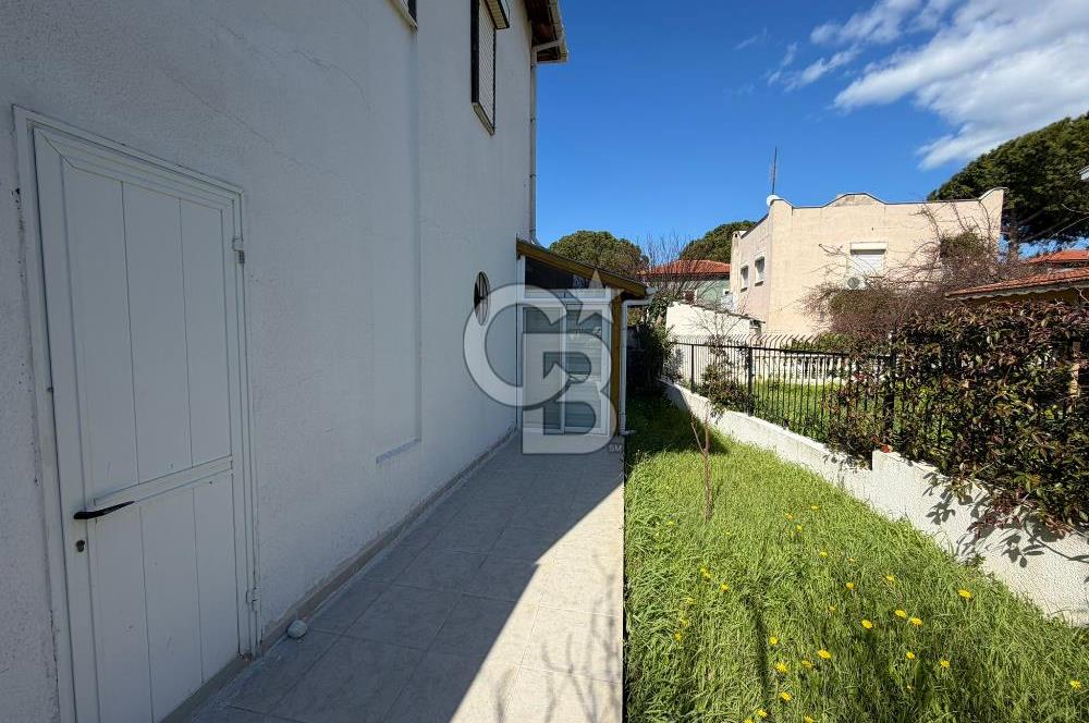 Çeşme Yalı Mahallesi'inde 354m2 Arsa Paylı Müstakil Villa