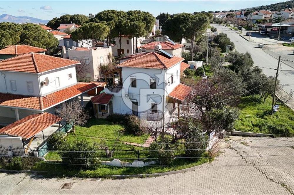 Çeşme Yalı Mahallesi'inde 354m2 Arsa Paylı Müstakil Villa